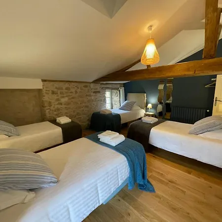 Le Du Vieux Château Casa de Férias *