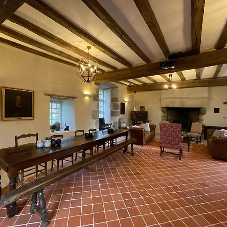 Casa de Férias Le Du Vieux Château Poiroux