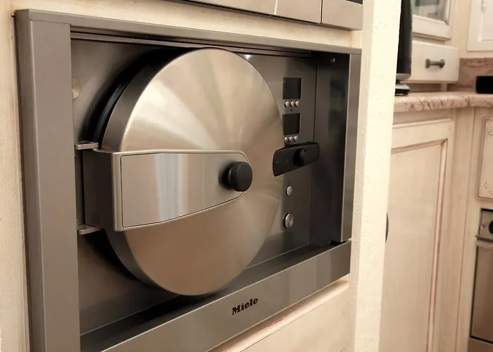 Le Du Vieux Chateau بيت للعطل Poiroux